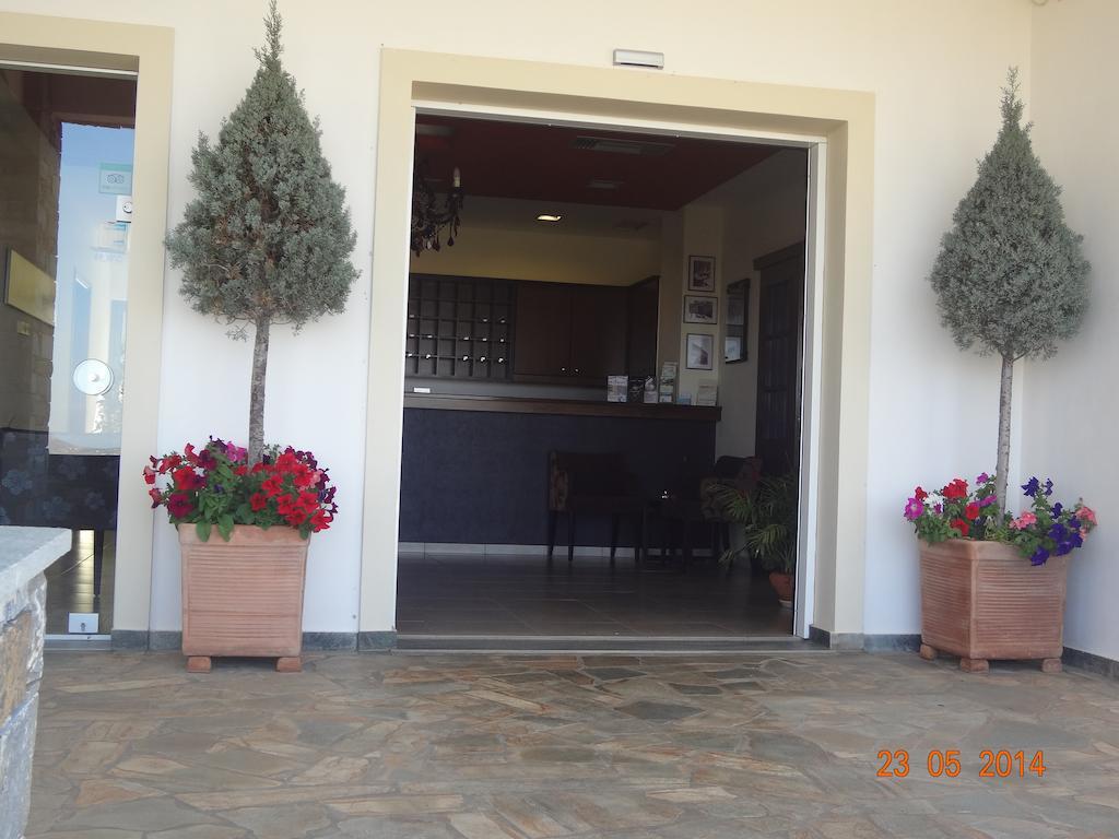 Aegea Hotel Caristo Exterior foto